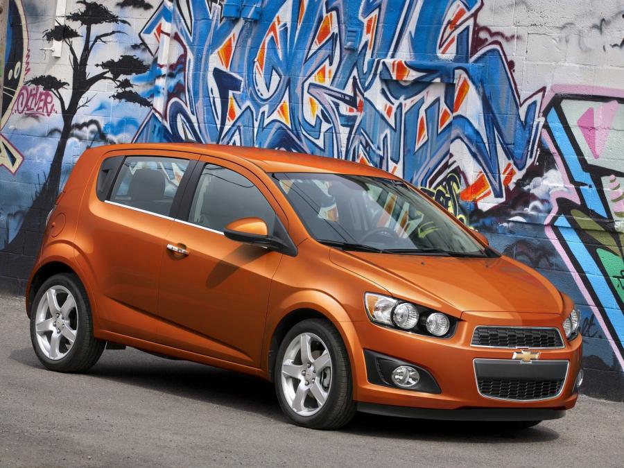  Chevrolet Sonic 5-Door 2011 года  (фото 11 из 11)